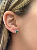 EX052-Broqueles de Diamantes con Esmeralda en Oro Blanco 14K