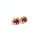 Aretes Stud de Rubí con Halo de Diamantes en Oro Amarillo