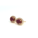 Aretes Stud de Rubí con Halo de Diamantes en Oro Amarillo