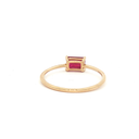 Anillo Solitario de Rubí en Oro Amarillo