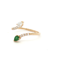 Anillo Diamantes y Esmeralda en Oro Amarillo