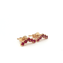 Aretes Stud de Rubi en Oro Amarillo