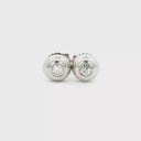 Aretes Stud Diamantes con Bisel en Oro Blanco