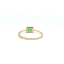 Anillo Solitario de Esmeralda en Oro Amarillo